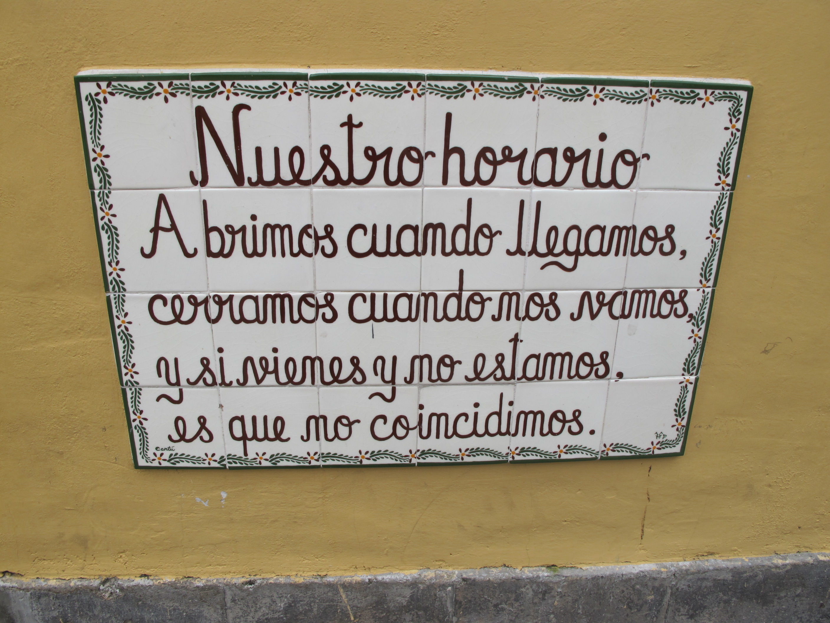 Message à l'entrée d'un magasin de Taquelpalque à Guadalajara au Mexique